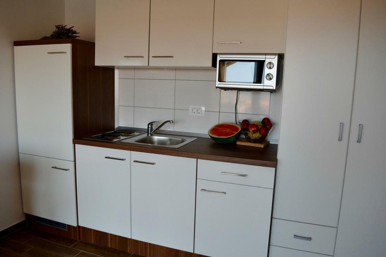 Iva Apartmani Vodice Ngoại thất bức ảnh