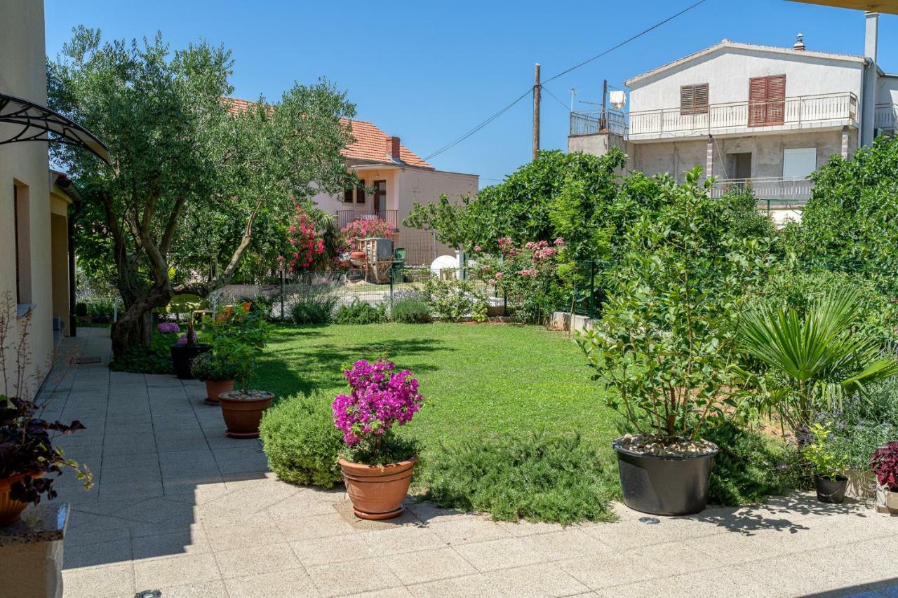 Iva Apartmani Vodice Ngoại thất bức ảnh